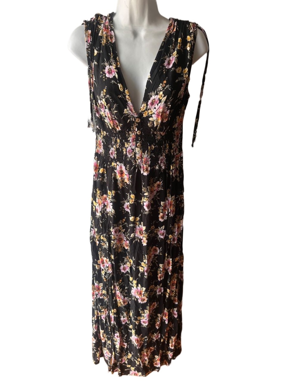 Live to be Spoiled Black Floral Smocked Tie Strap Tiered Maxi Dress size M